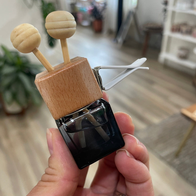 Essential Oil Vent Car Diffuser - Bella Botanicals